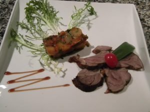 901632_555874624443867_2056800352_o (1)